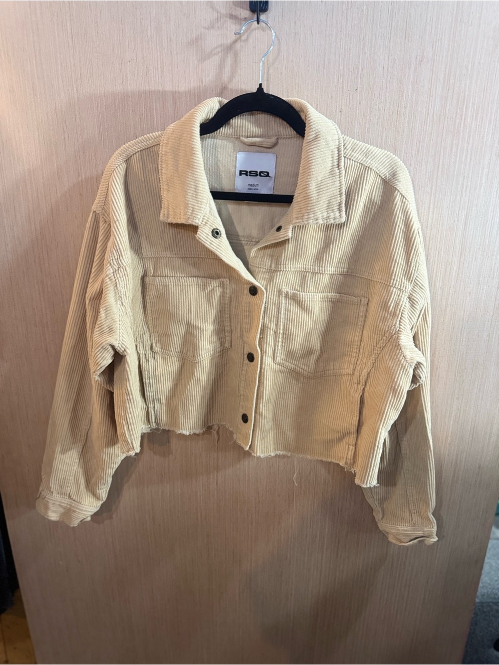 Women’s RSQ Cropped Corduroy Button Up Jacket in Light Tan Size Medium